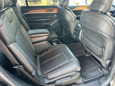 2021 Jeep Grand Cherokee L Base