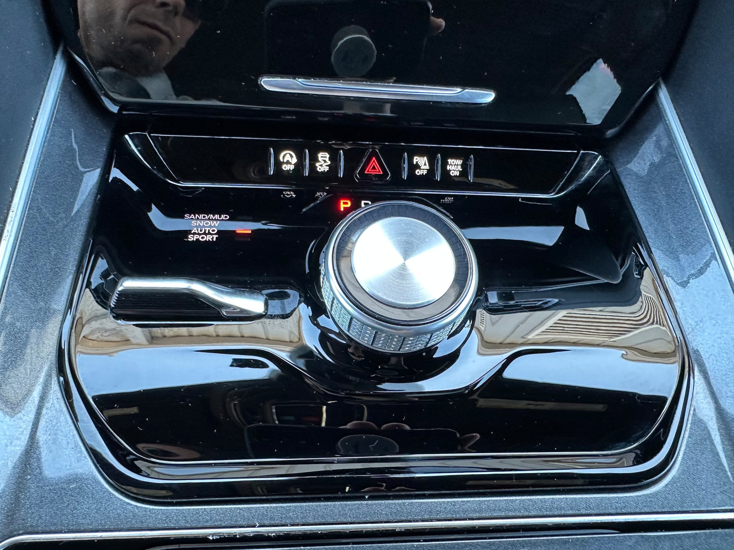 2022 Jeep Wagoneer Base