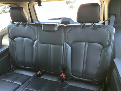 2022 Jeep Wagoneer Base