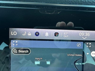 2022 Jeep Wagoneer Base