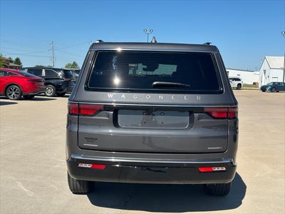 2022 Jeep Wagoneer Base