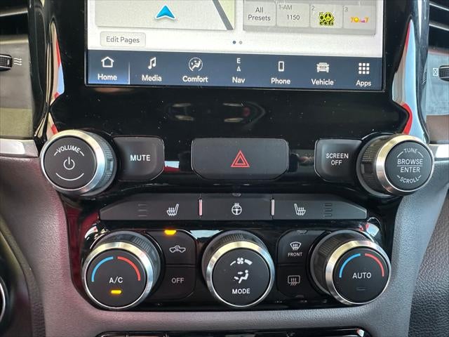 2023 RAM 1500 Base
