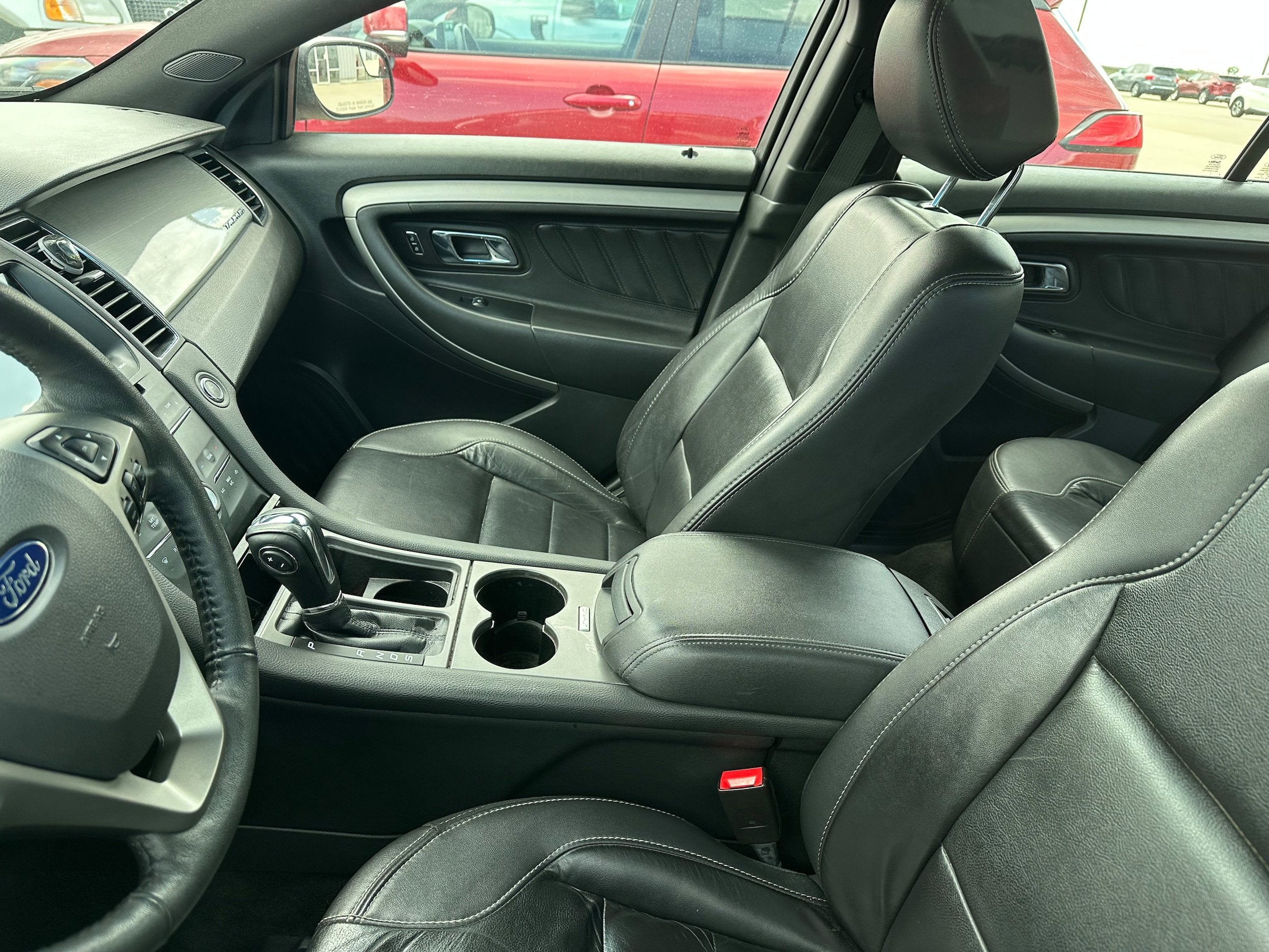 2018 Ford Taurus SEL