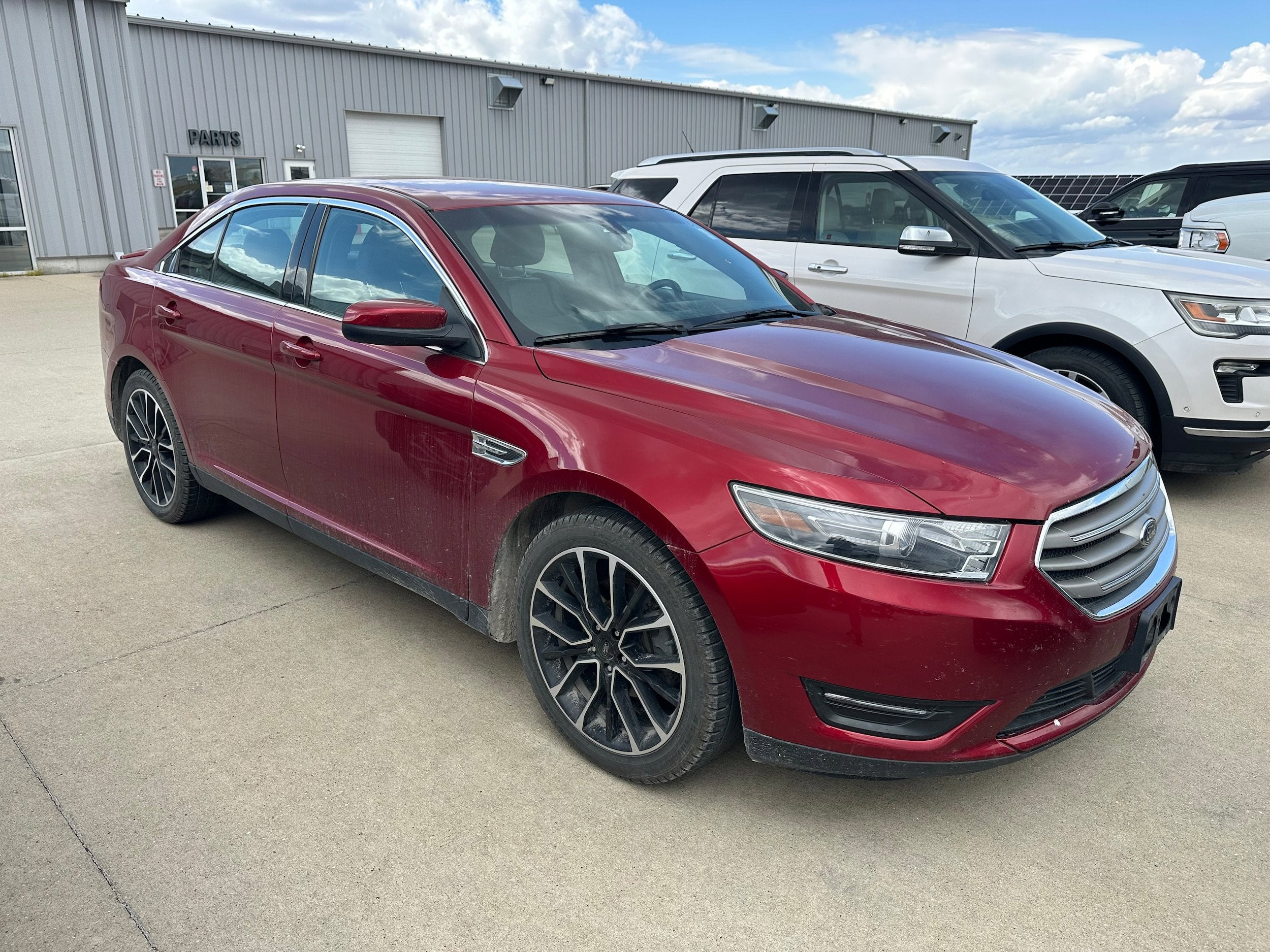 2018 Ford Taurus SEL