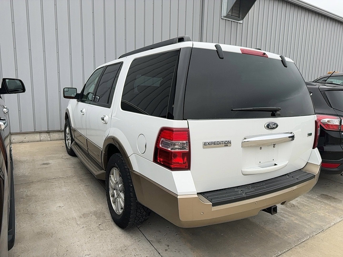 2014 Ford Expedition Base