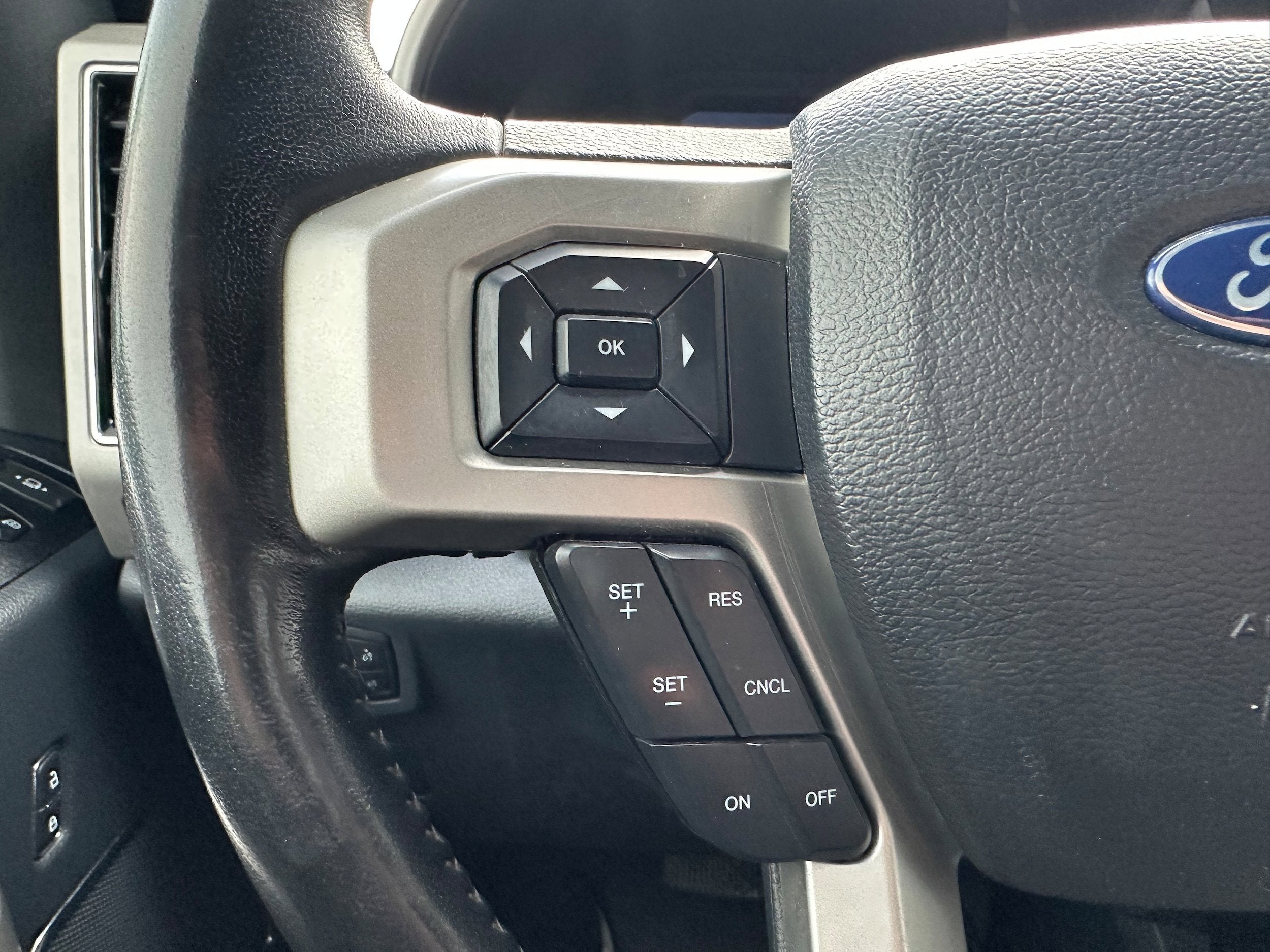 2022 Ford Super Duty F-250 SRW Base