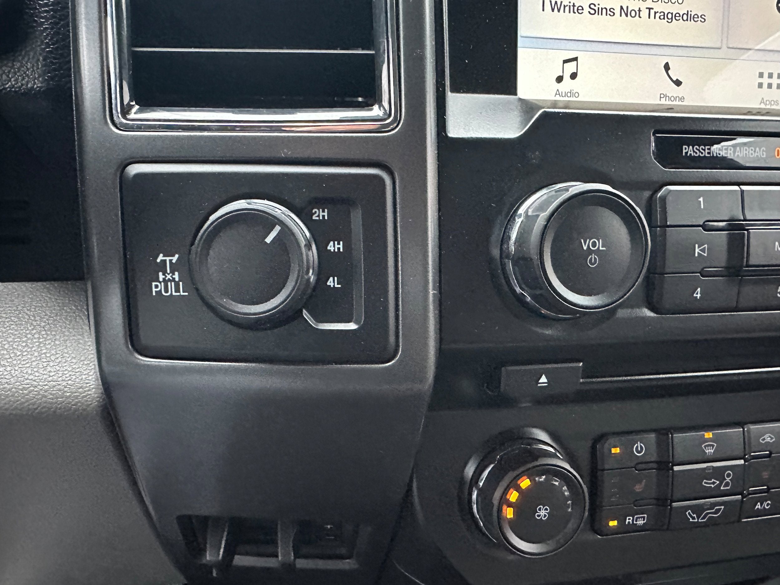 2017 Ford F-150 Base