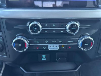 2022 Ford F-150 Base