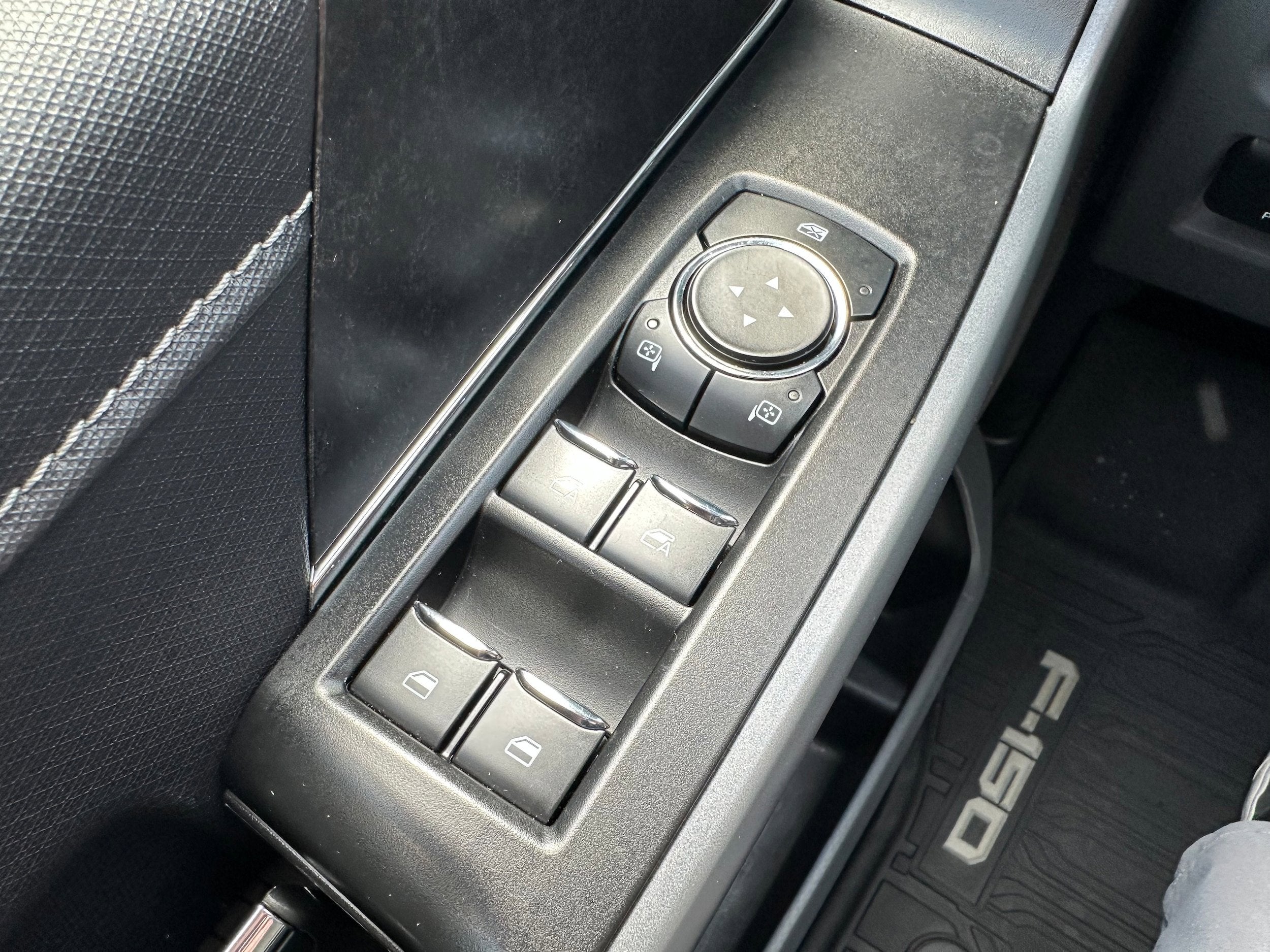 2023 Ford F-150 Base