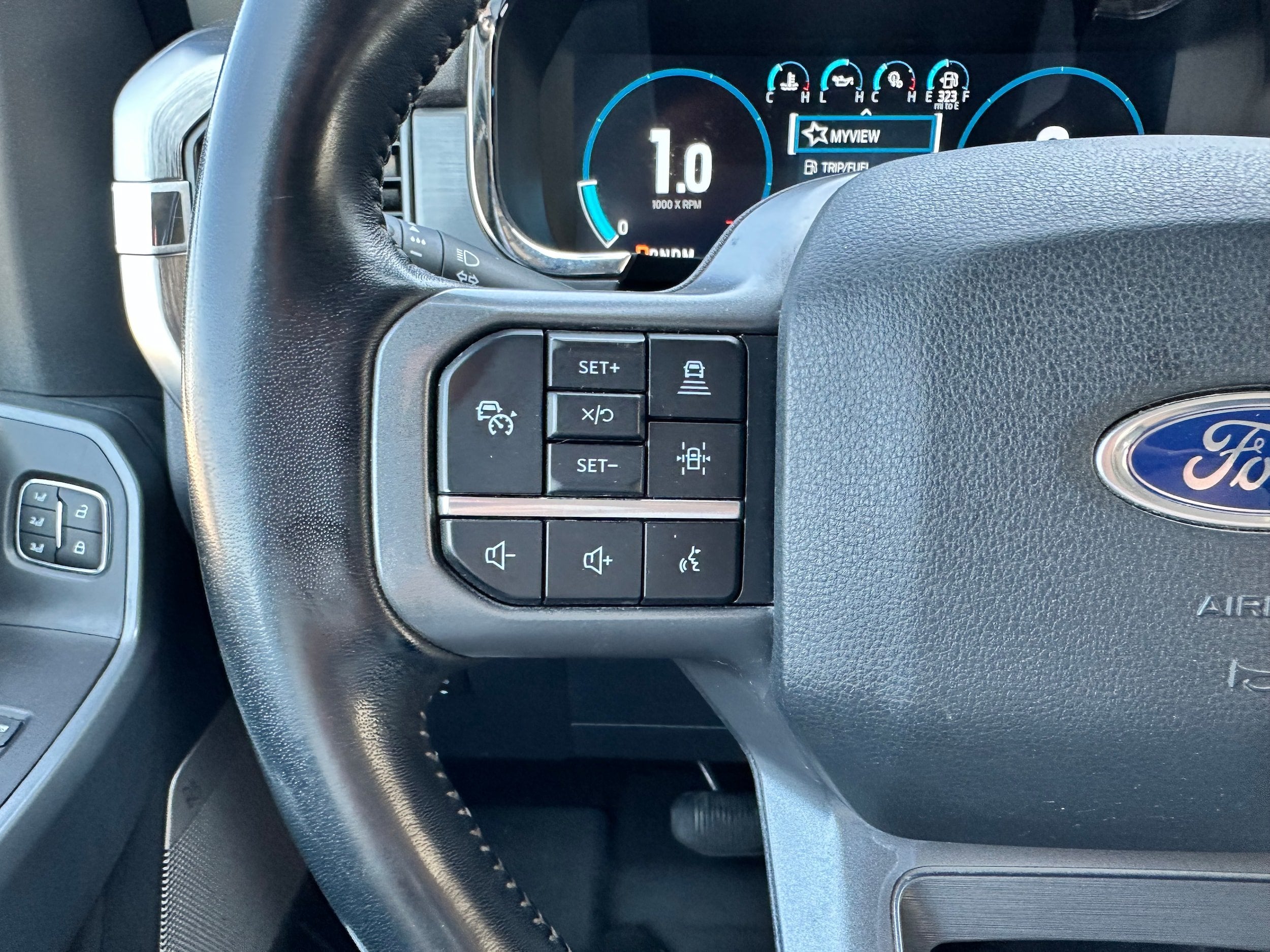 2022 Ford F-150 Base