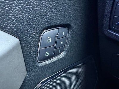 2017 Ford F-150 Base