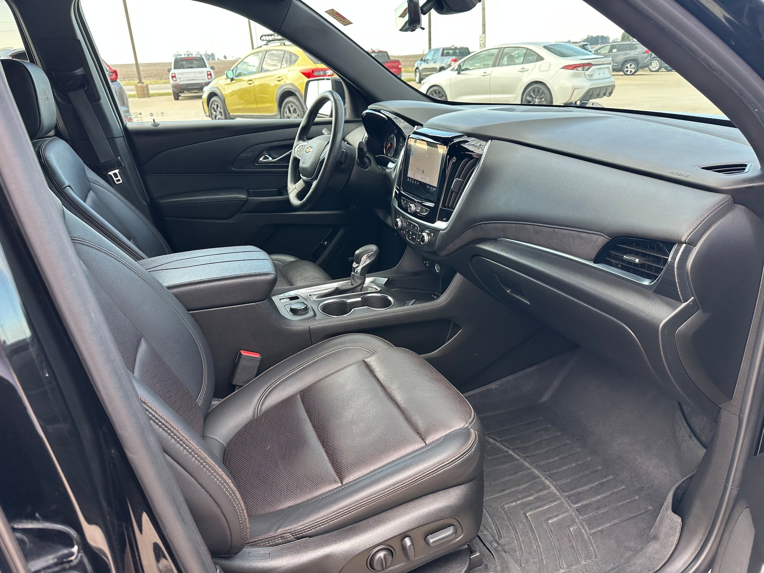 2023 Chevrolet Traverse High Country