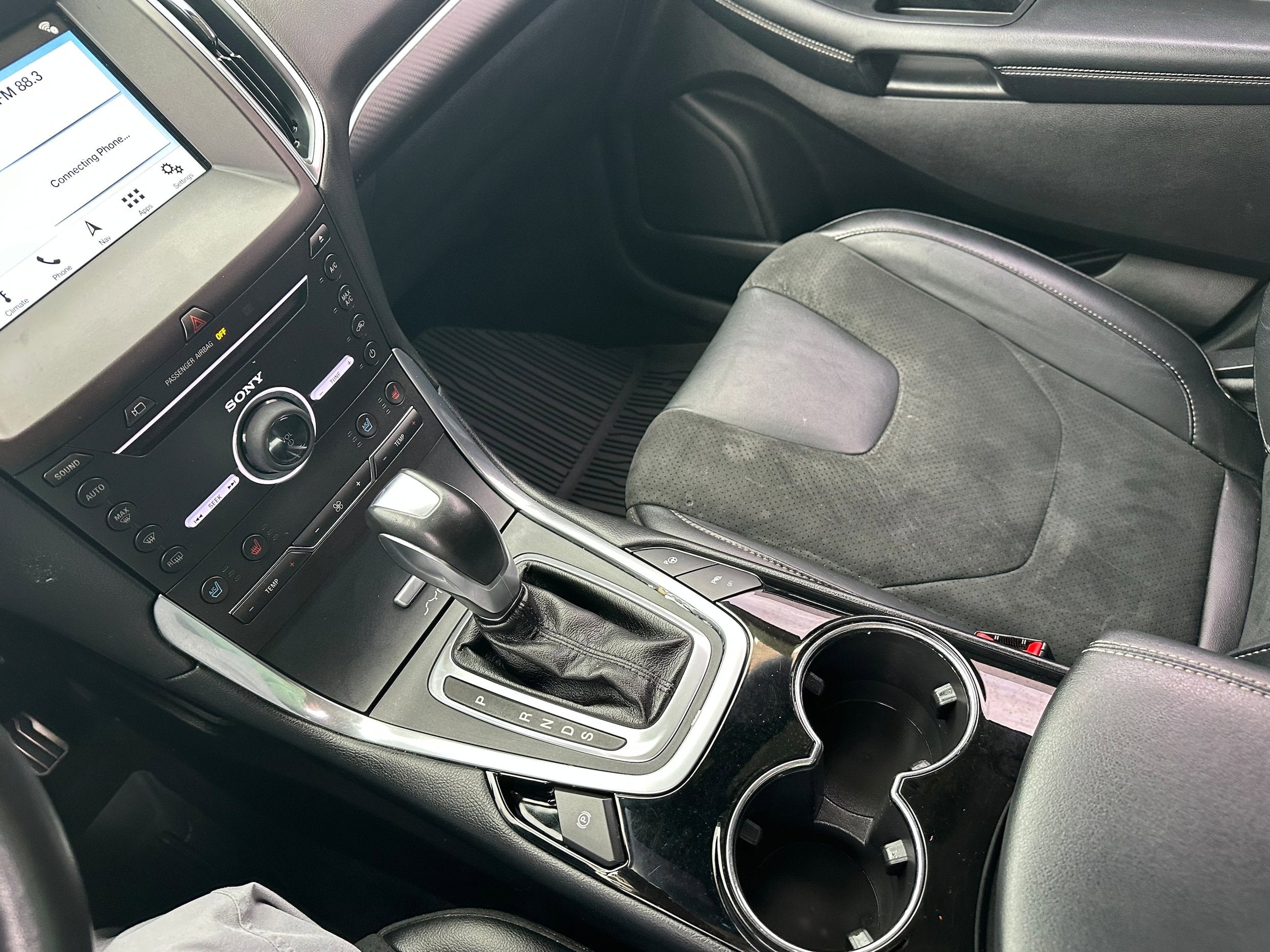 2016 Ford Edge Sport