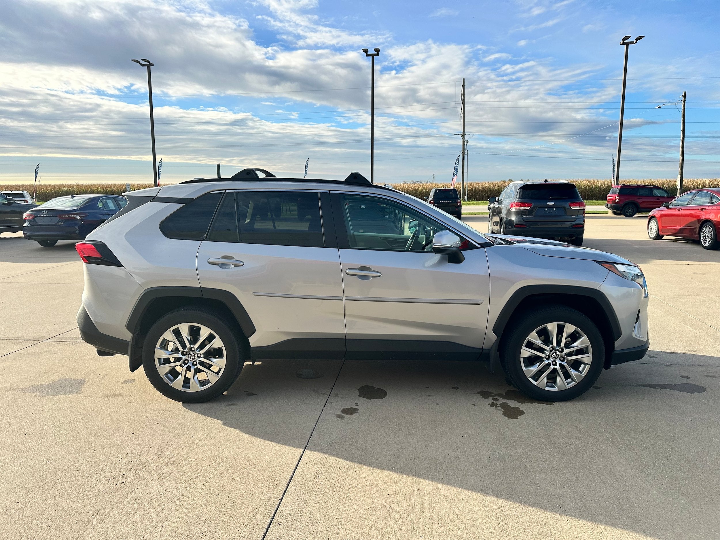 2025 Toyota RAV4 XLE Premium