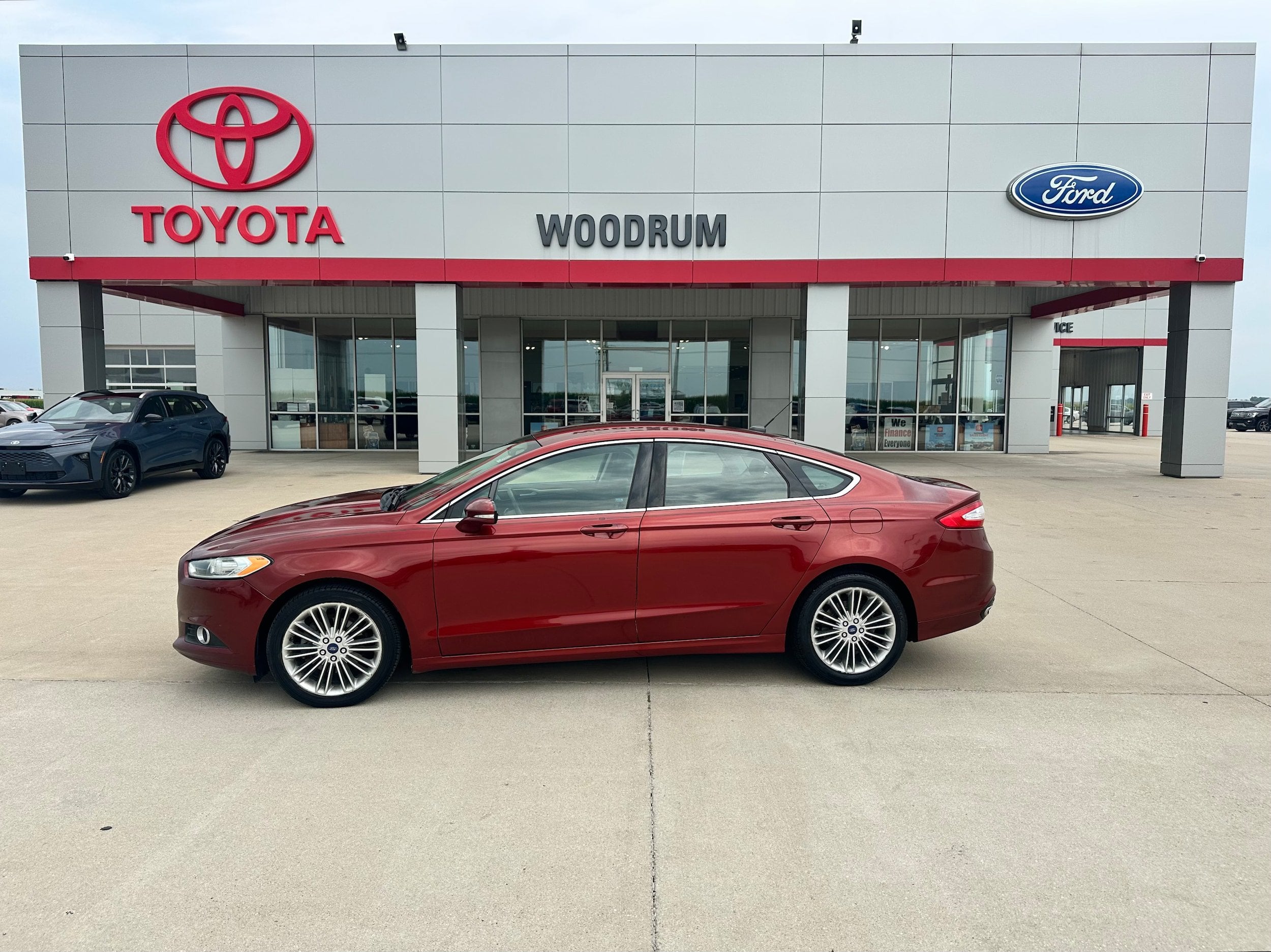 2014 Ford Fusion SE