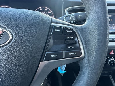 2022 Hyundai Accent Base