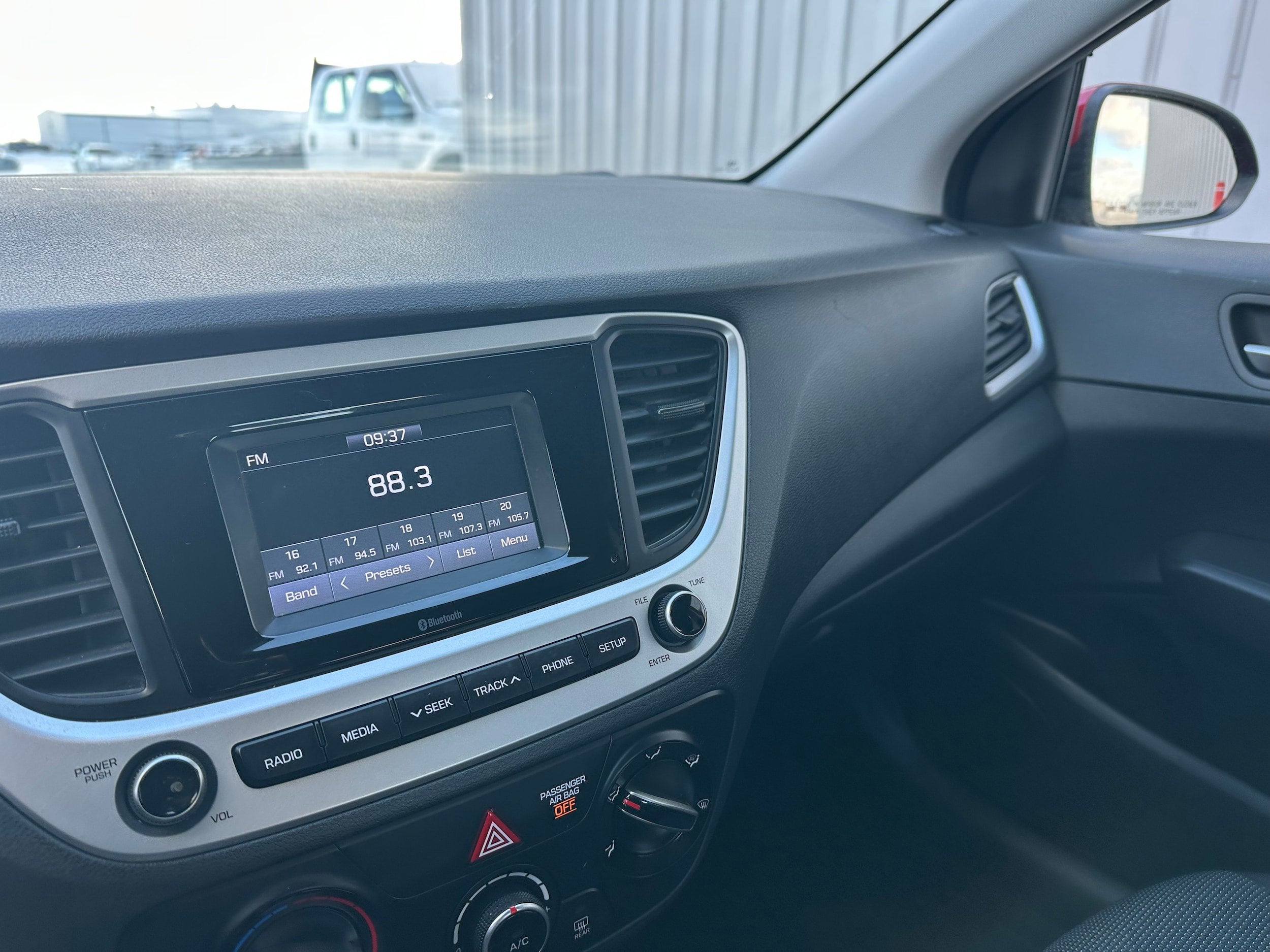 2022 Hyundai Accent Base