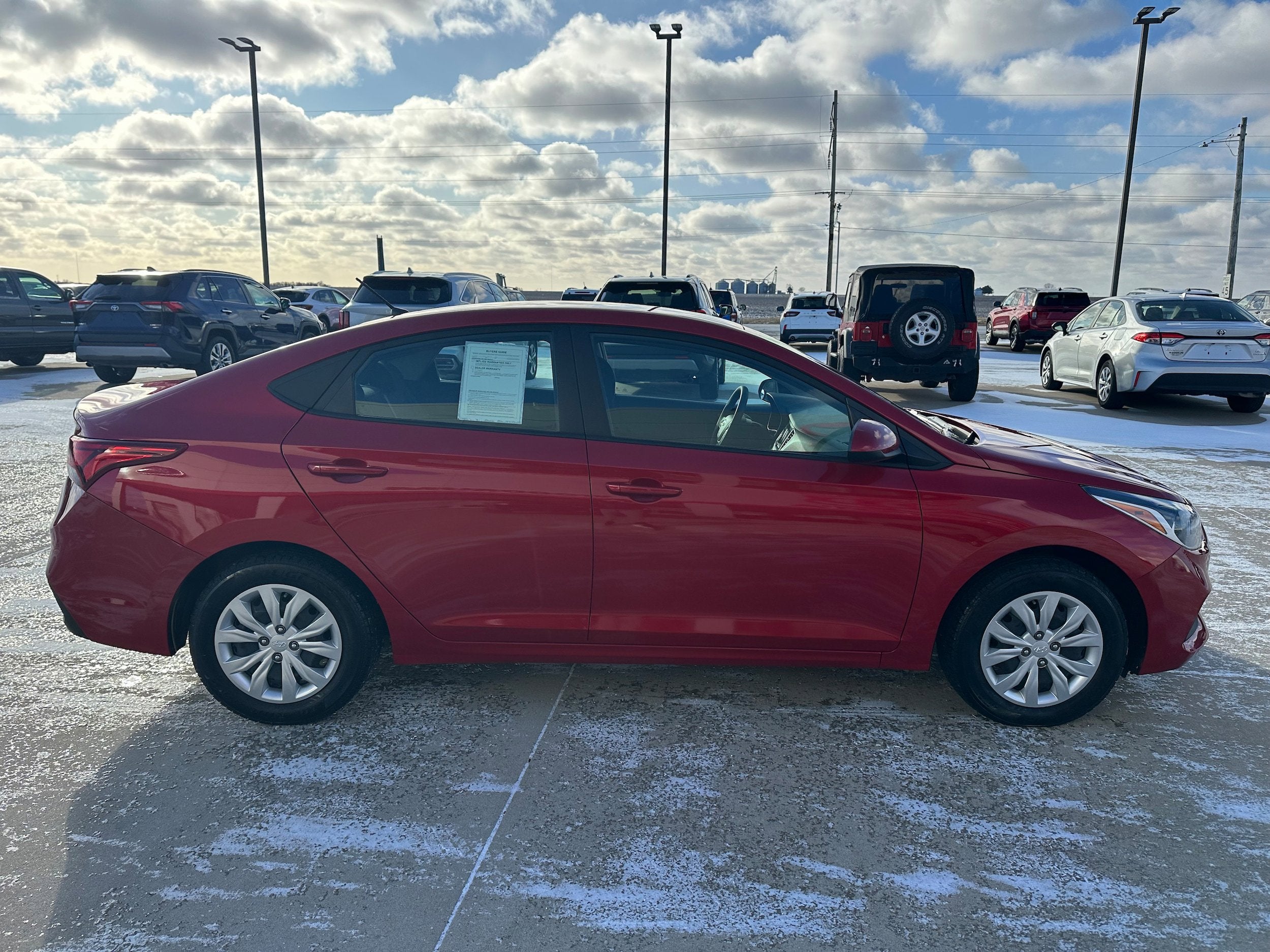 2022 Hyundai Accent Base