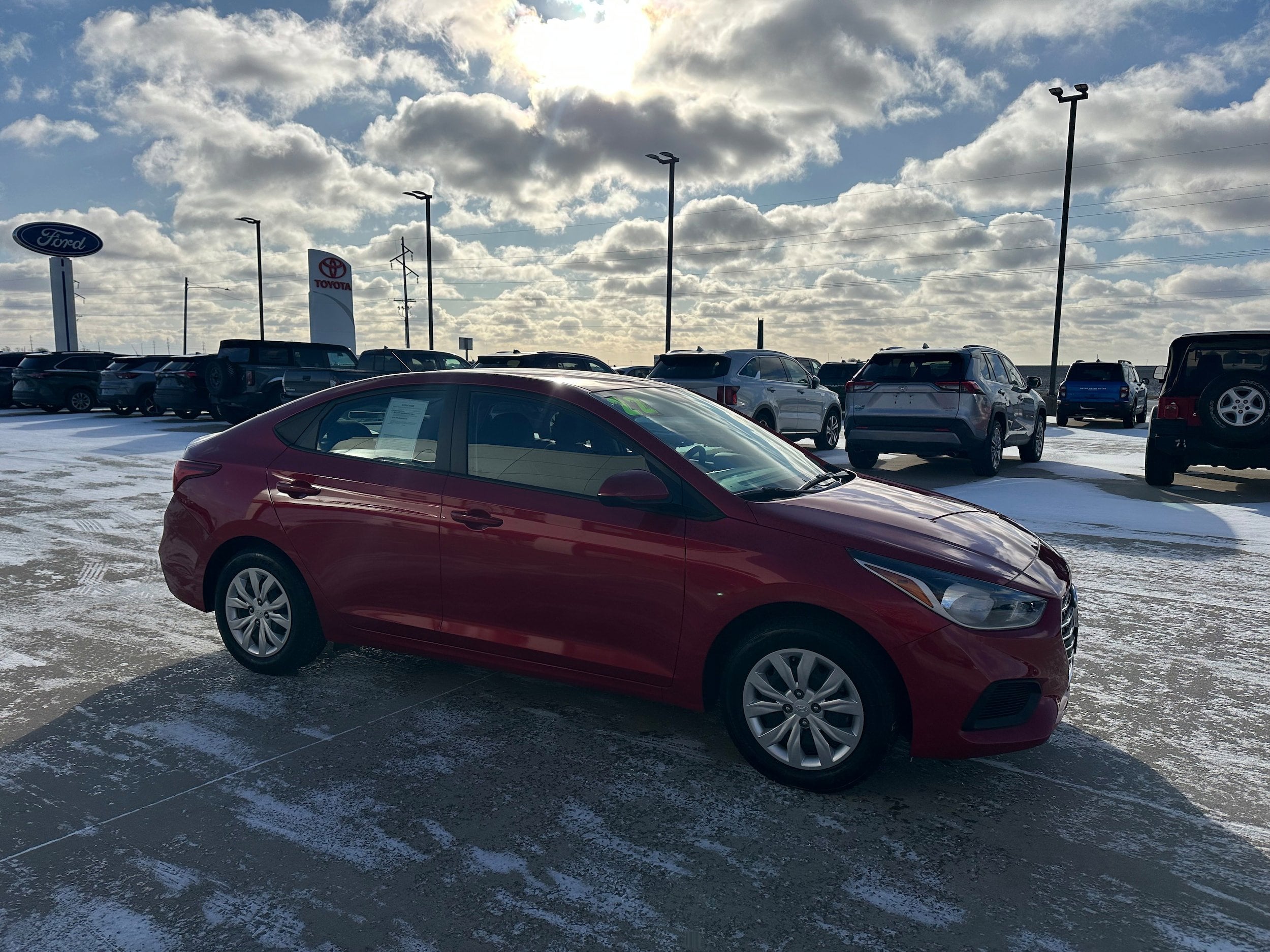 2022 Hyundai Accent Base