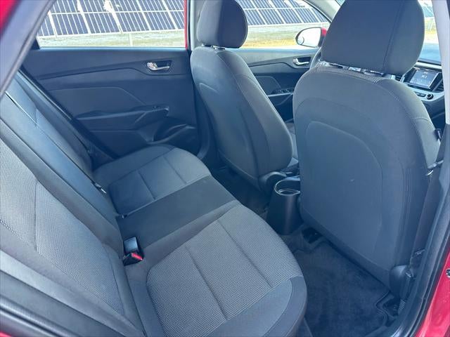 2022 Hyundai Accent Base