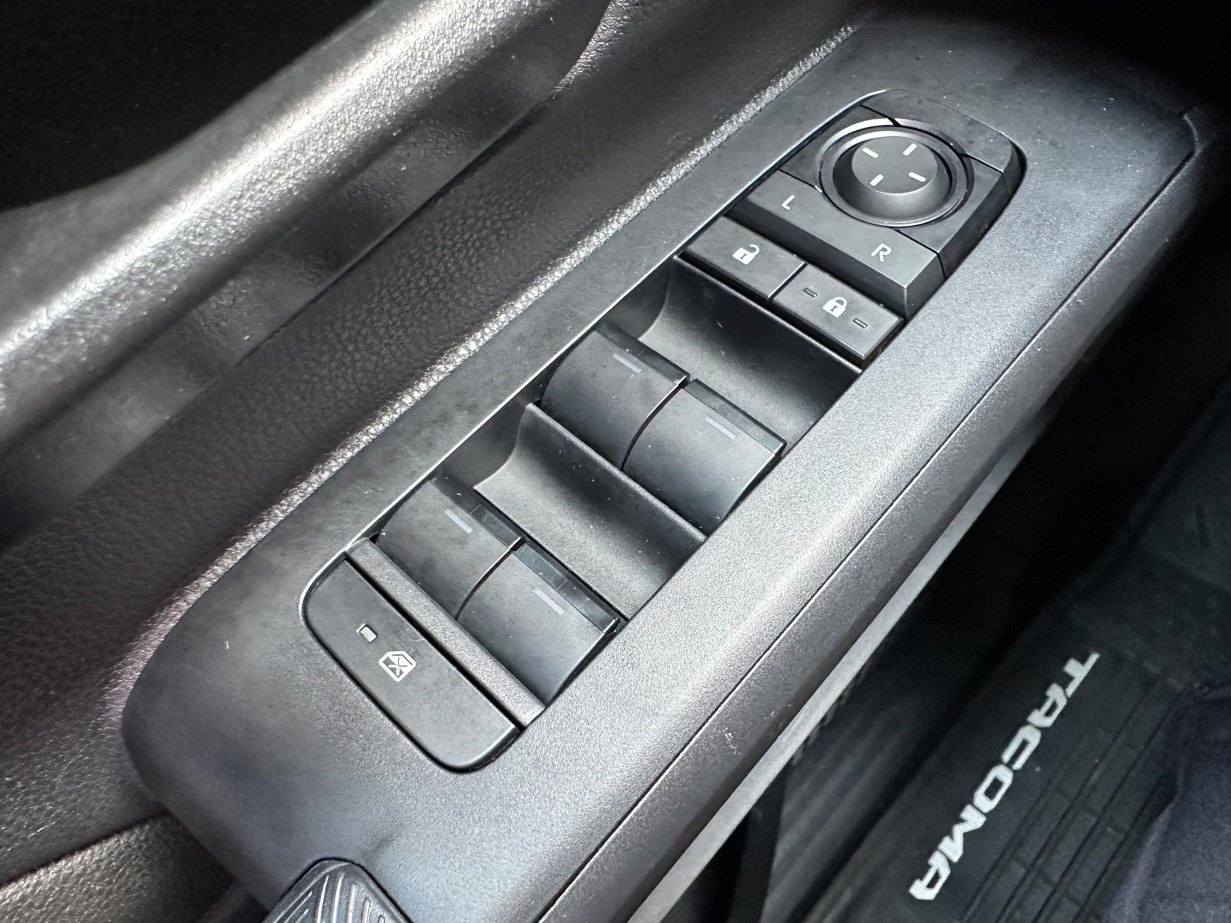 2024 Toyota Tacoma Base