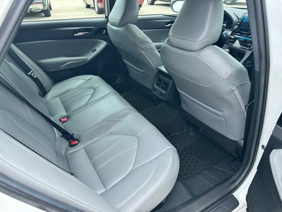 2021 Toyota Avalon Hybrid XLE