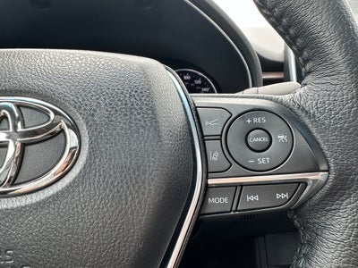 2021 Toyota Avalon Hybrid XLE