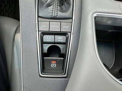 2021 Toyota Avalon Hybrid XLE