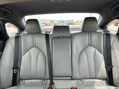 2021 Toyota Avalon Hybrid XLE