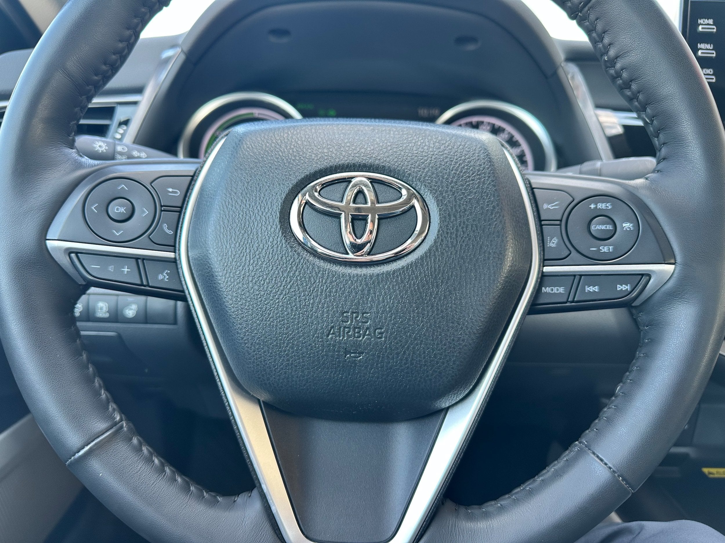 2024 Toyota Camry Hybrid XLE