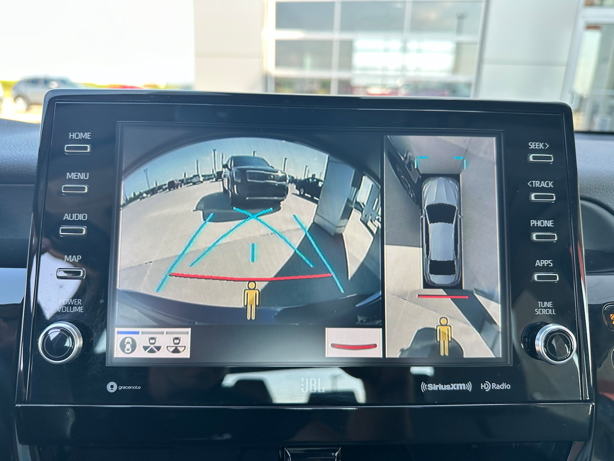 2024 Toyota Camry Hybrid XLE