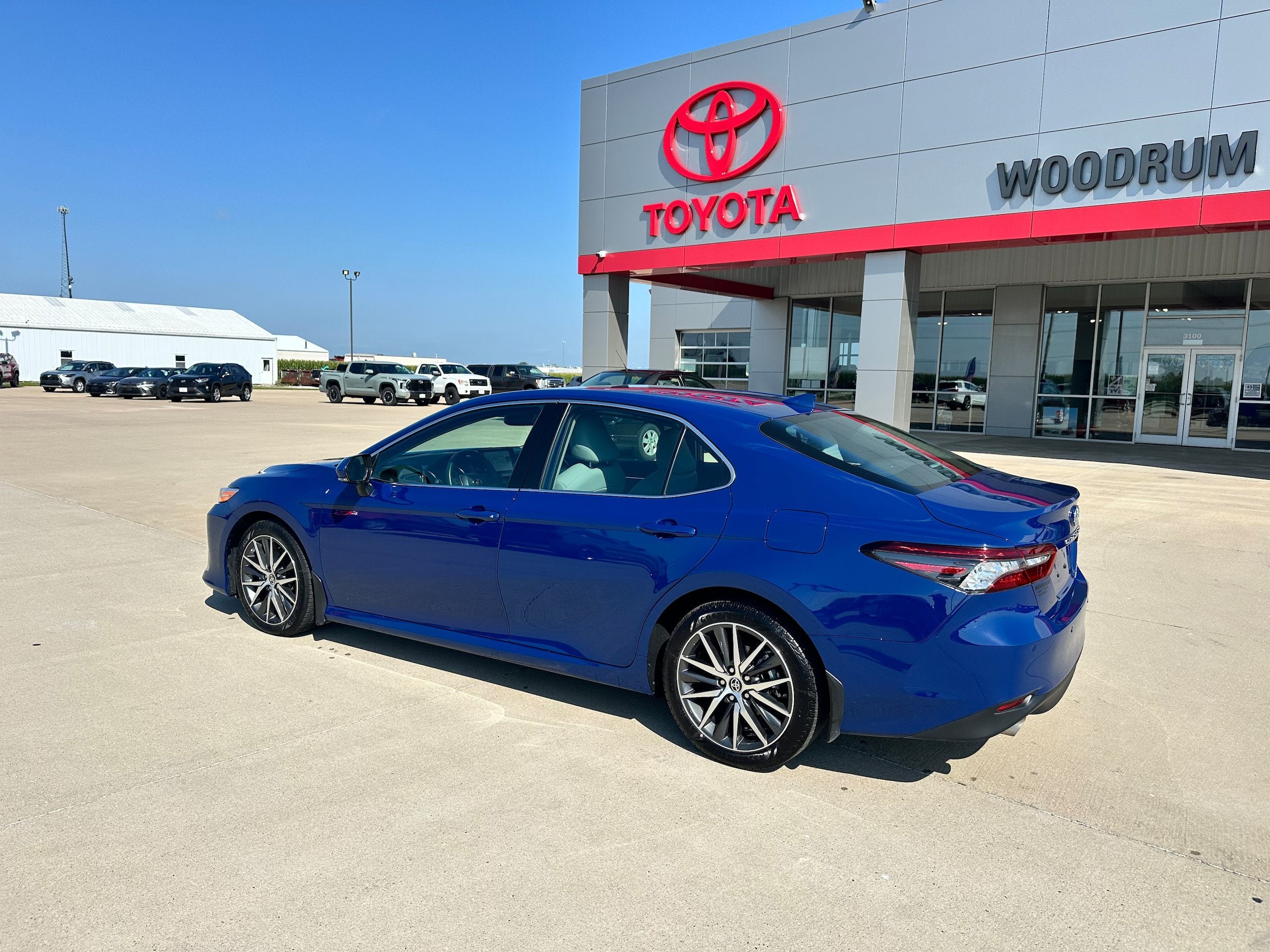 2024 Toyota Camry Hybrid XLE