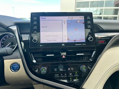 2023 Toyota Camry Hybrid XLE