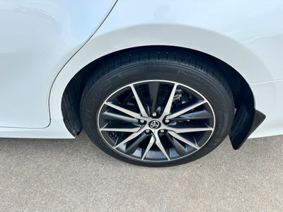 2023 Toyota Camry Hybrid XLE