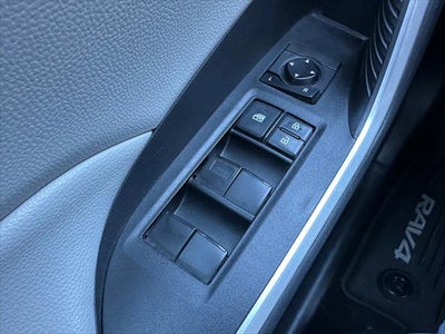 2021 Toyota RAV4 Base