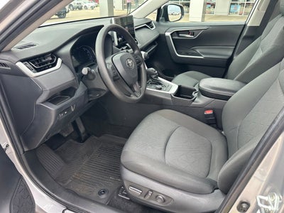 2023 Toyota RAV4 Hybrid XLE