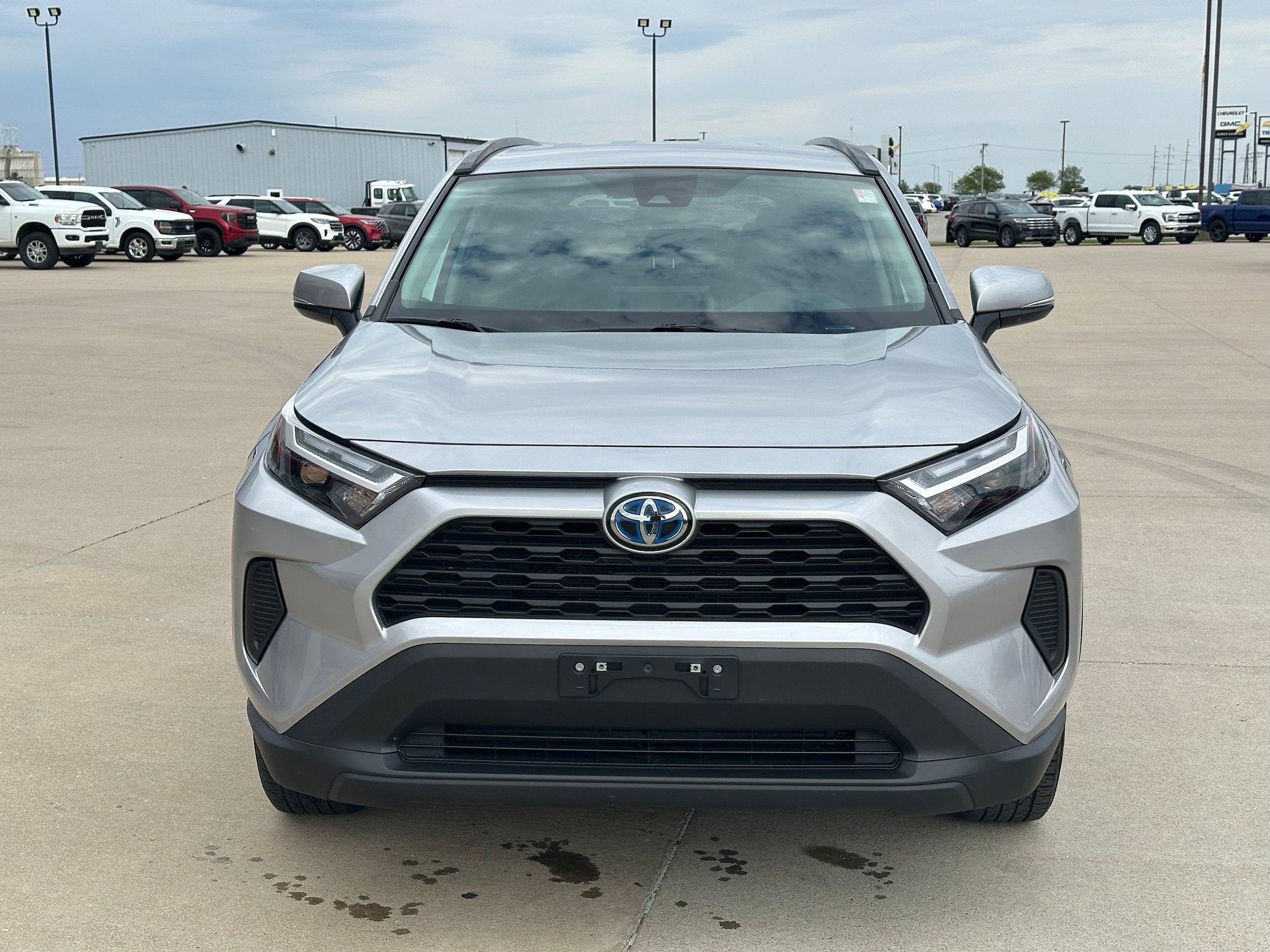 2023 Toyota RAV4 Hybrid XLE