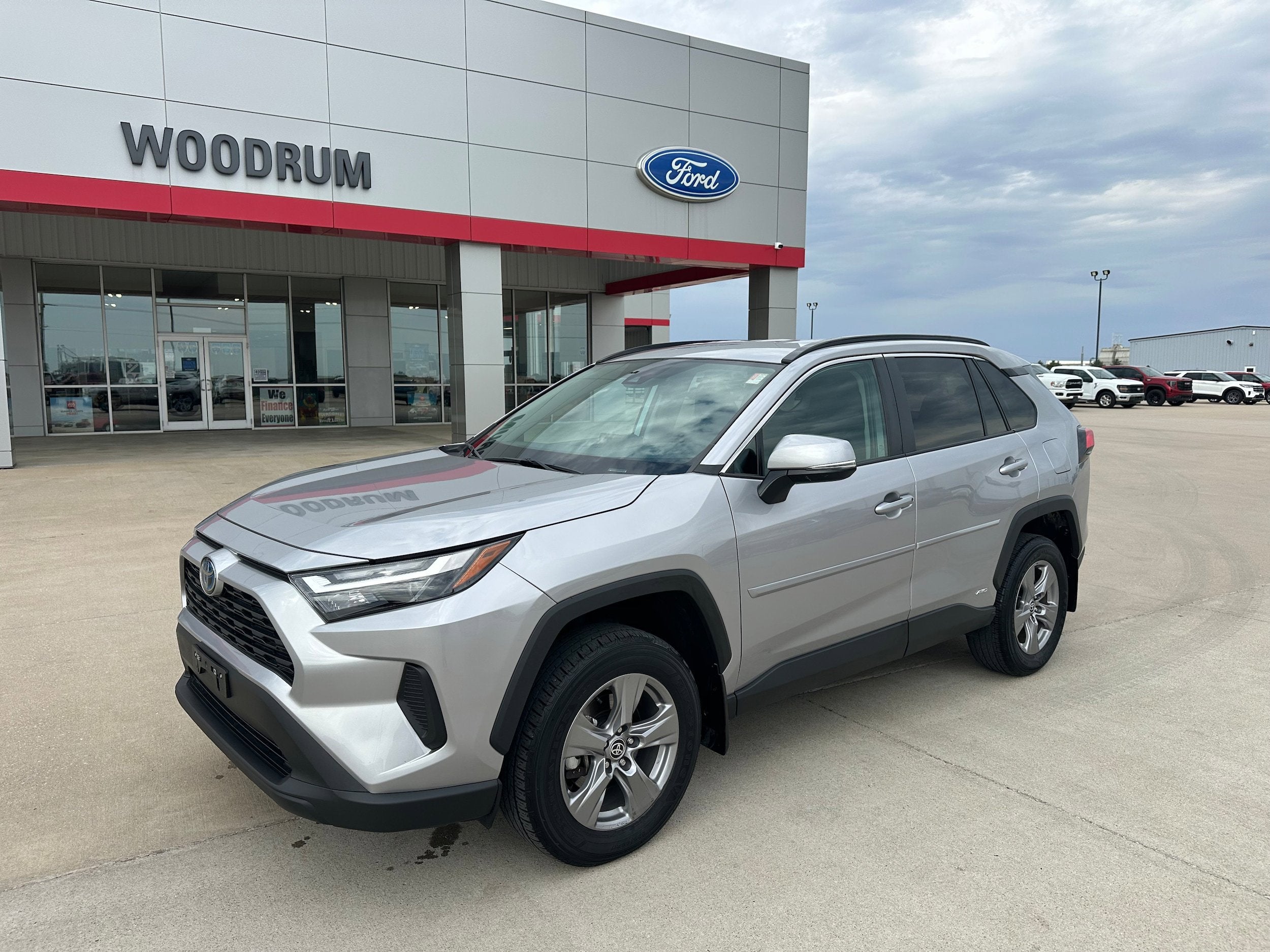 2023 Toyota RAV4 Hybrid XLE