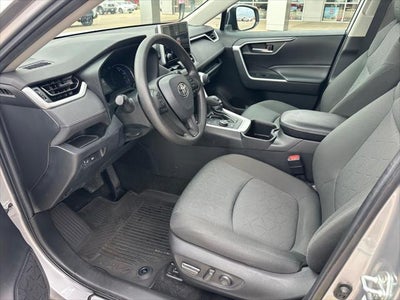 2023 Toyota RAV4 Hybrid XLE