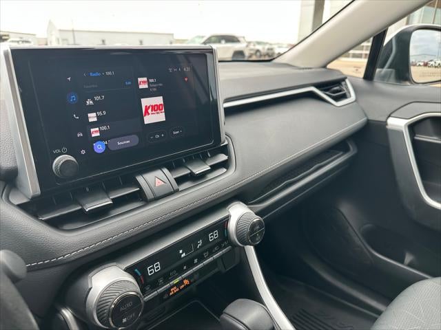 2023 Toyota RAV4 Hybrid XLE