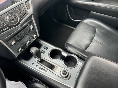 2020 Nissan Pathfinder SL