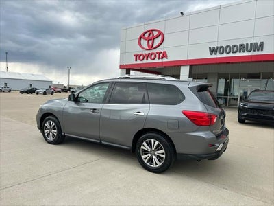 2020 Nissan Pathfinder SL