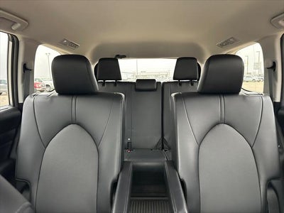2024 Toyota Grand Highlander Base