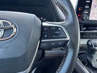 2023 Toyota Sienna XSE