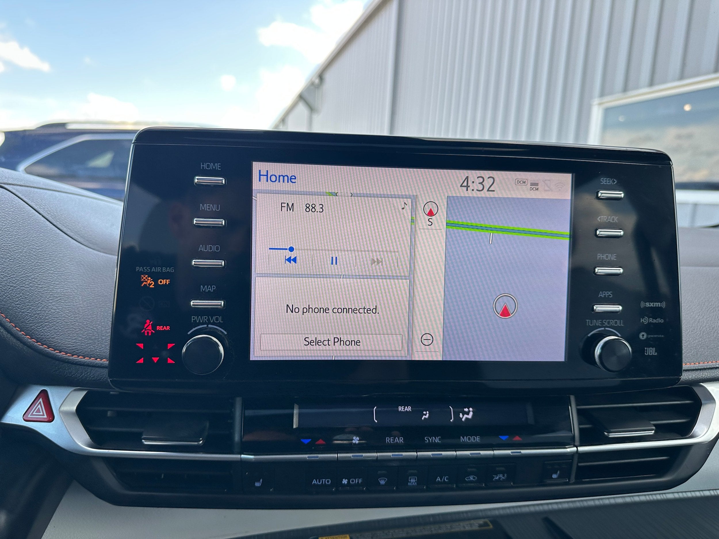 2023 Toyota Sienna XSE