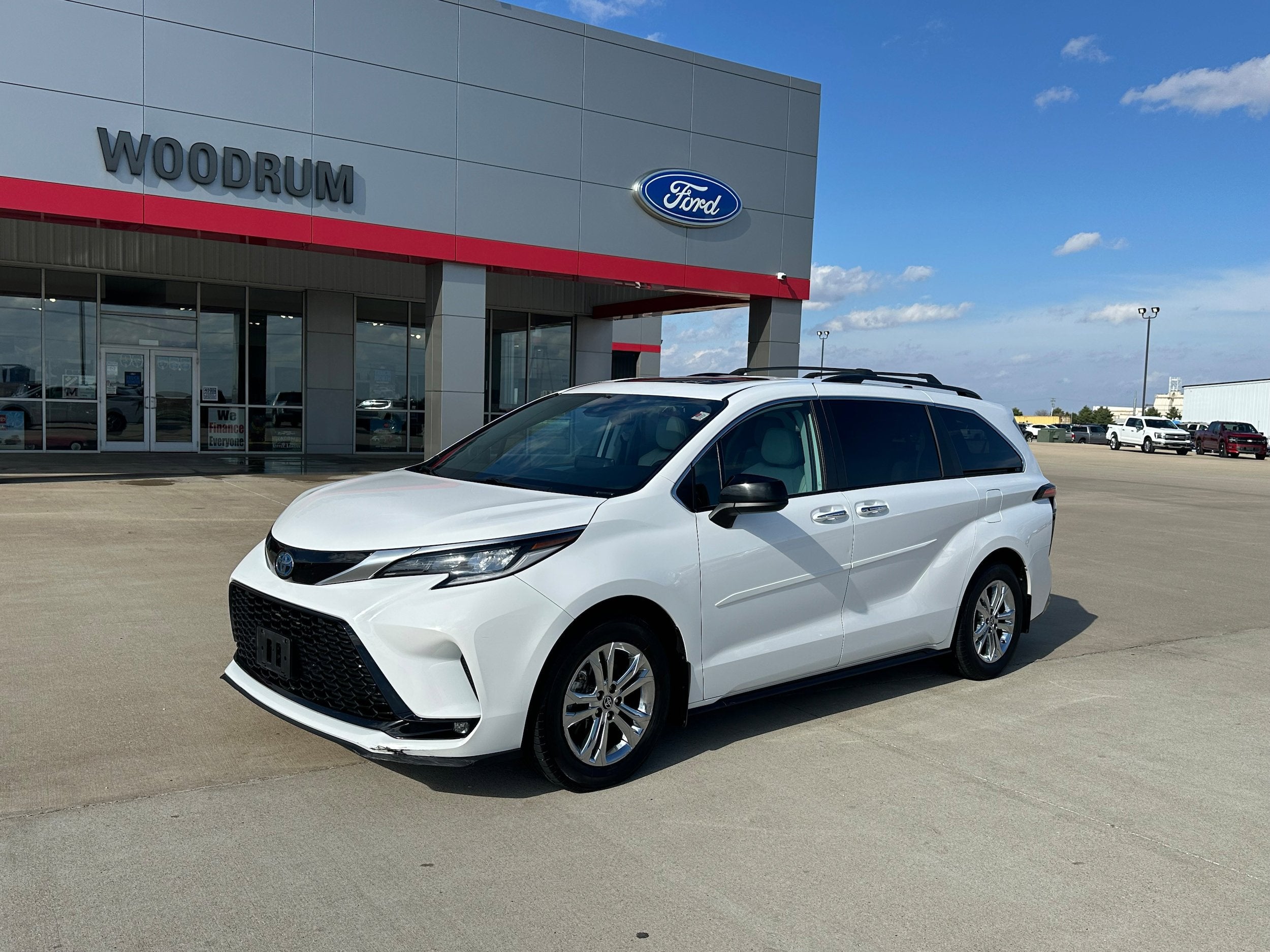 2023 Toyota Sienna XSE