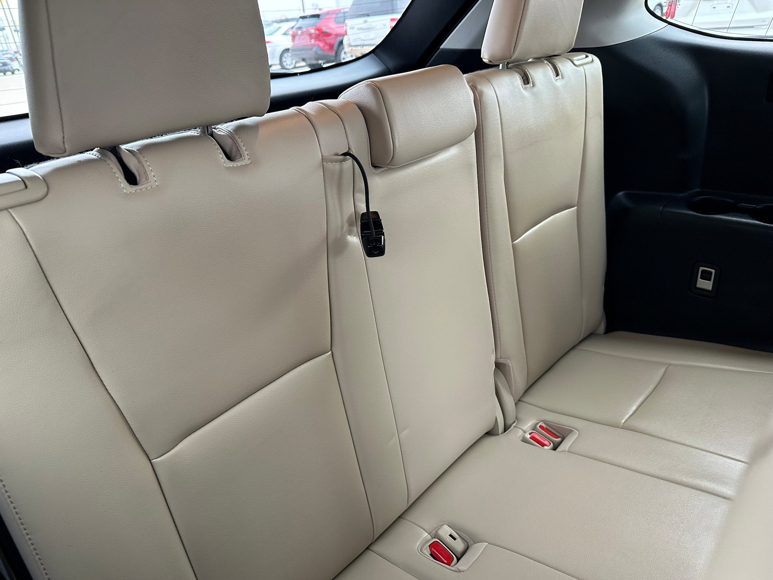 2021 Toyota Highlander Base