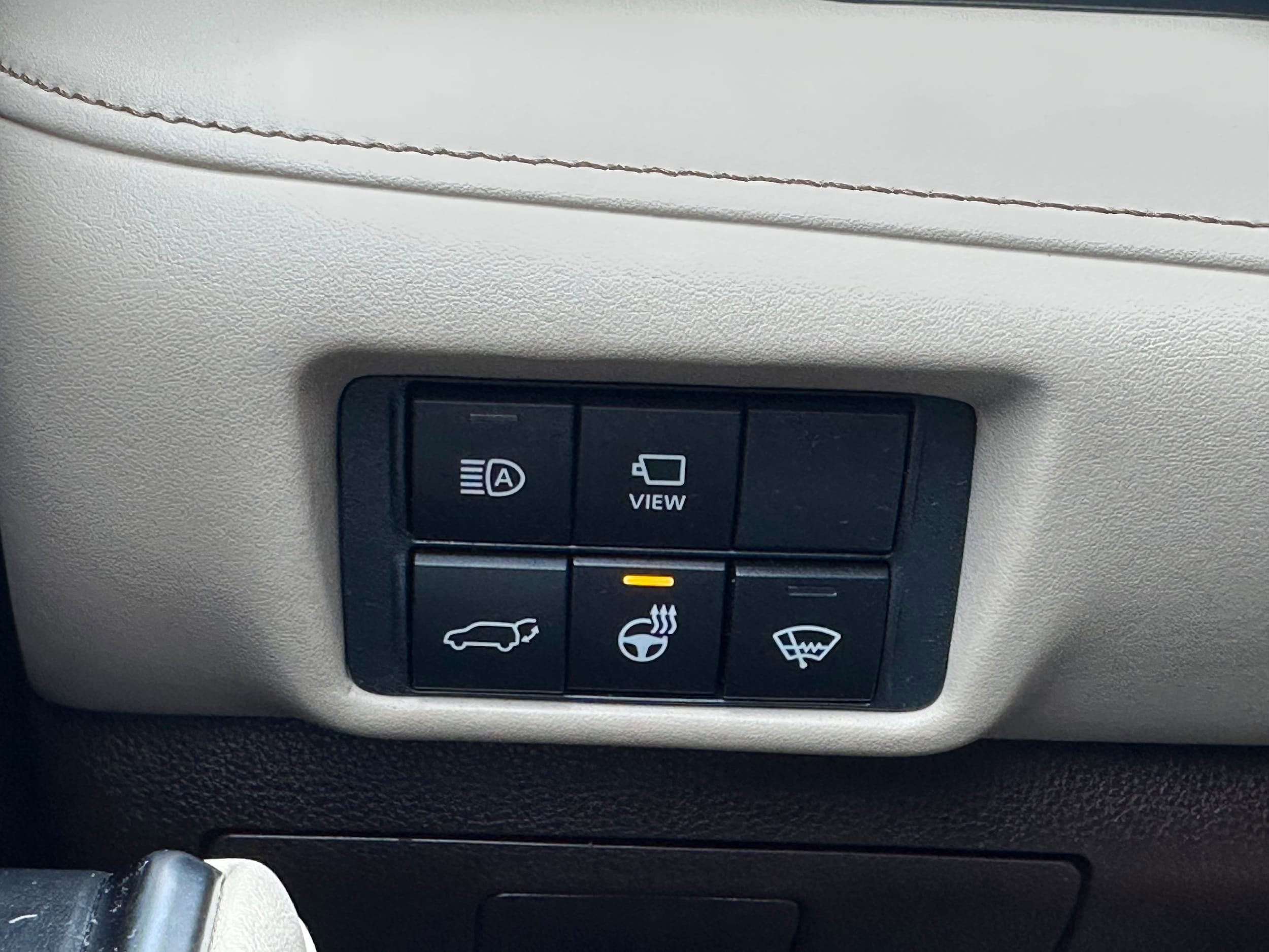 2021 Toyota Highlander Base