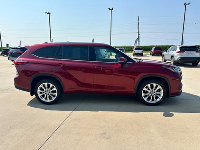 2022 Toyota Highlander Limited