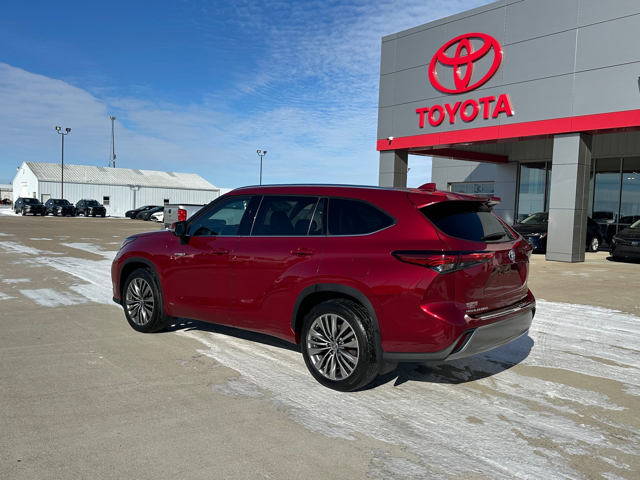 2021 Toyota Highlander Hybrid Platinum